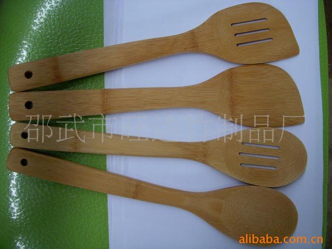  厨品 厨具 厨房用铲 >厂家直销不同型号和款式的厨房用具(方四叉